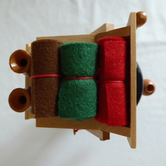 NEW 11” STEINBACH GERMANY MERCHANT MERCATOR PEDDLER WOOD INCENSE SMOKER - Picture 9 of 16